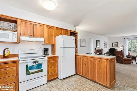 5 Dawson Drive Collingwood ON L9Y 5B4