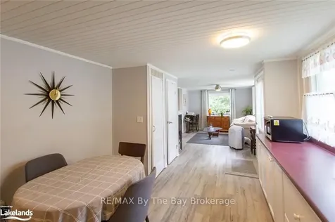 63 Georgian Glen Drive Wasaga Beach ON L9Z 1K7