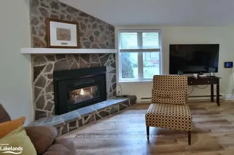 13 Trafalgar Road Collingwood ON L9Y 5G4