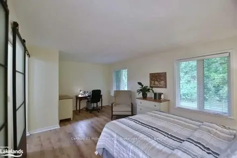 13 Trafalgar Road Collingwood ON L9Y 5G4
