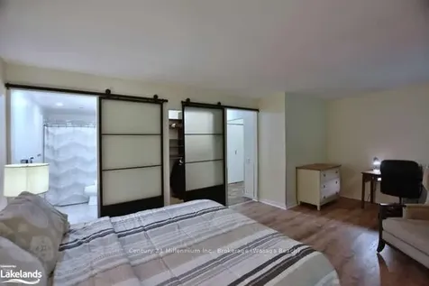 13 Trafalgar Road Collingwood ON L9Y 5G4