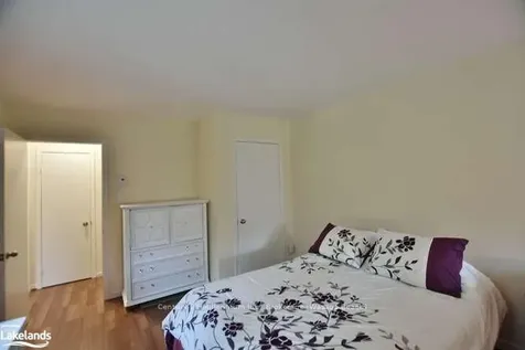 13 Trafalgar Road Collingwood ON L9Y 5G4