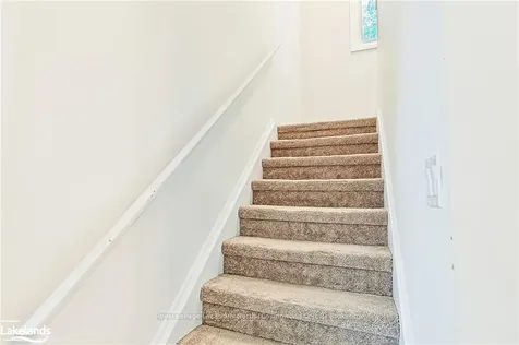 41 Leslie Drive Collingwood ON L9Y 4E1