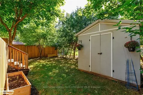 41 Leslie Drive Collingwood ON L9Y 4E1