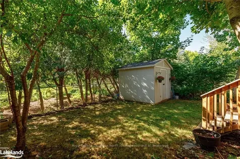 41 Leslie Drive Collingwood ON L9Y 4E1