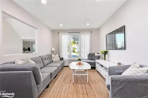 41 Leslie Drive Collingwood ON L9Y 4E1
