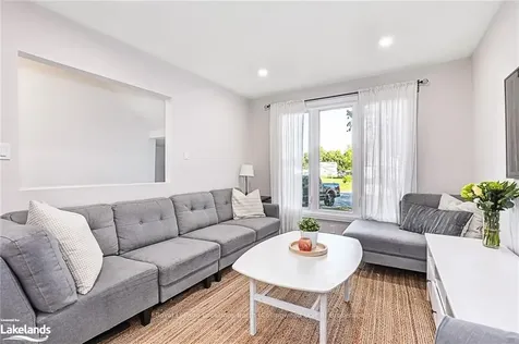 41 Leslie Drive Collingwood ON L9Y 4E1