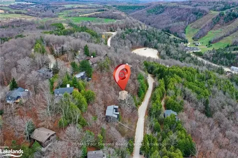 56 North Road Clearview ON L0M 1H0