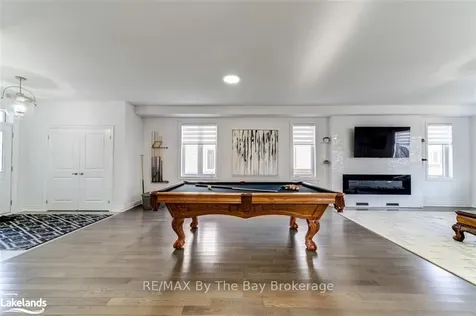 43 Autumn Drive Wasaga Beach ON L9Z 1J9