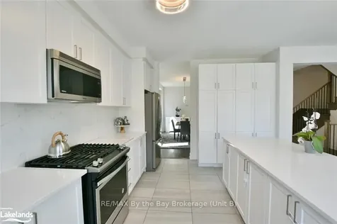 41 Autumn Drive Wasaga Beach ON L9Z 1J9