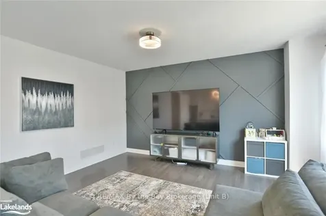 41 Autumn Drive Wasaga Beach ON L9Z 1J9