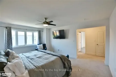 41 Autumn Drive Wasaga Beach ON L9Z 1J9