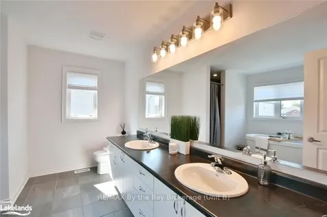 41 Autumn Drive Wasaga Beach ON L9Z 1J9