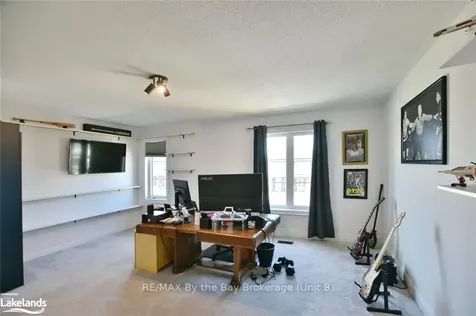 41 Autumn Drive Wasaga Beach ON L9Z 1J9