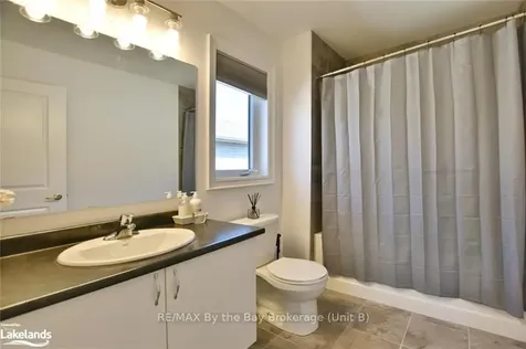 41 Autumn Drive Wasaga Beach ON L9Z 1J9