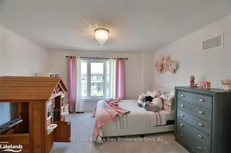 41 Autumn Drive Wasaga Beach ON L9Z 1J9