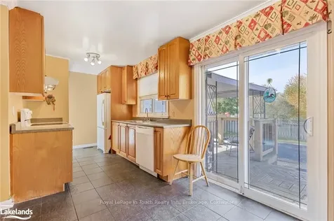 28 Eplett Street Severn ON L0K 1E0