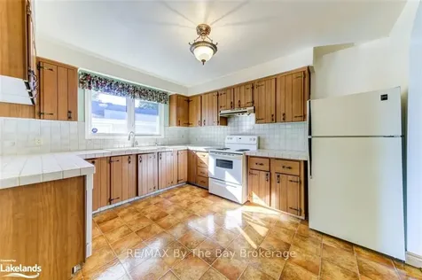 364 Walnut Street Collingwood ON L9Y 3C8