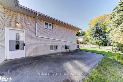 364 Walnut Street Collingwood ON L9Y 3C8
