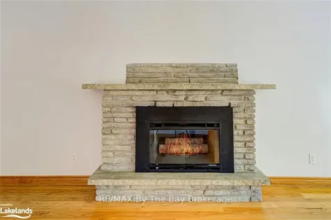 364 Walnut Street Collingwood ON L9Y 3C8