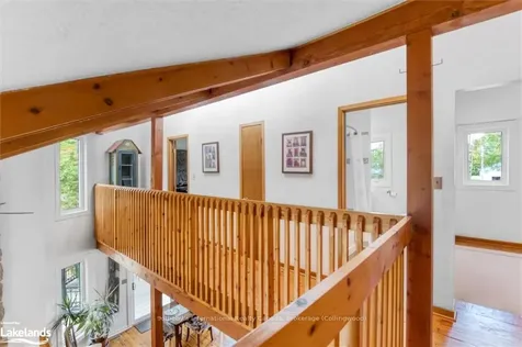 73 53rd Street S Wasaga Beach ON L9Z 1W8