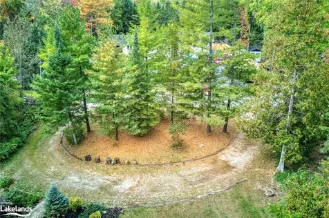 73 53rd Street S Wasaga Beach ON L9Z 1W8