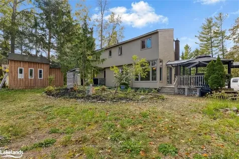 73 53rd Street S Wasaga Beach ON L9Z 1W8