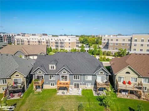 84 Kari Crescent N/a Collingwood ON L9Y 5B4