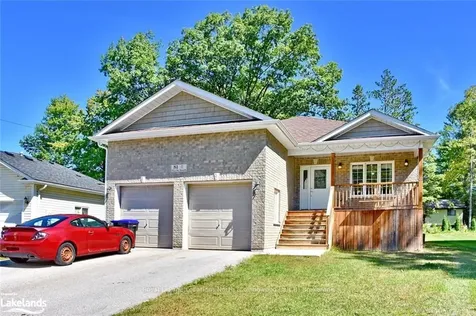 81 52nd Street S Wasaga Beach ON L9Z 1Y1