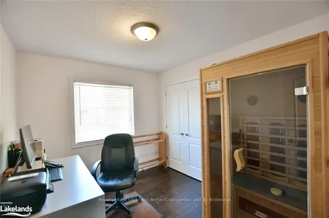 81 52nd Street S Wasaga Beach ON L9Z 1Y1