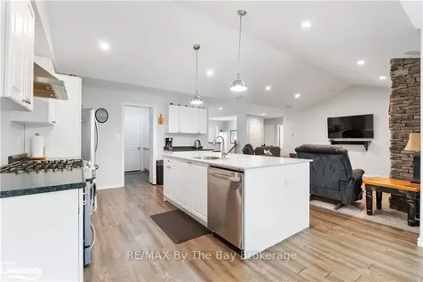 110 Evergreen Avenue Tiny ON L0L 1P1