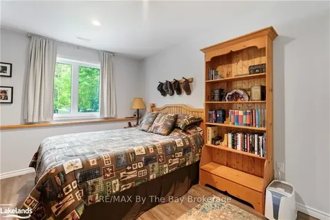 110 Evergreen Avenue Tiny ON L0L 1P1