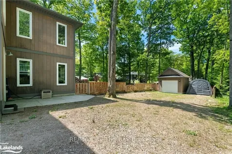 110 Evergreen Avenue Tiny ON L0L 1P1