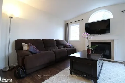 169 Taylor Drive Barrie ON L4N 8L1