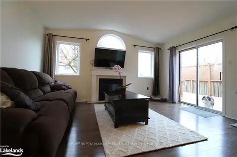 169 Taylor Drive Barrie ON L4N 8L1