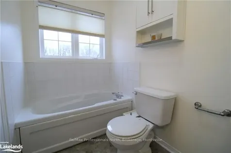 169 Taylor Drive Barrie ON L4N 8L1