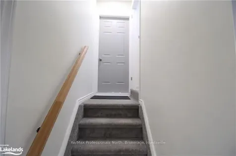 169 Taylor Drive Barrie ON L4N 8L1