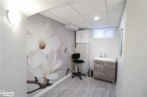 169 Taylor Drive Barrie ON L4N 8L1