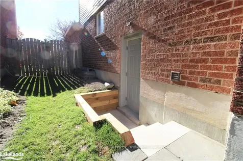 169 Taylor Drive Barrie ON L4N 8L1