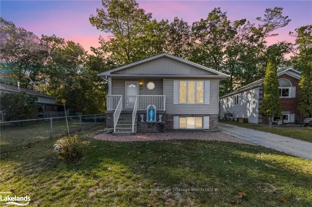 52 Dyer Drive Wasaga Beach ON L9Z 1E2