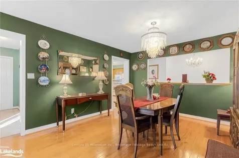 52 Dyer Drive Wasaga Beach ON L9Z 1E2