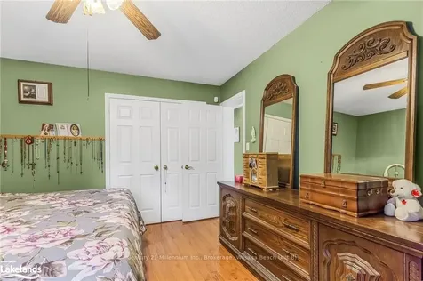 52 Dyer Drive Wasaga Beach ON L9Z 1E2