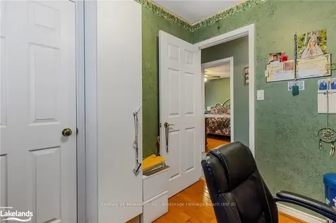 52 Dyer Drive Wasaga Beach ON L9Z 1E2