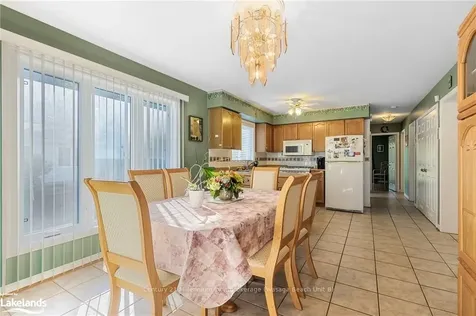 52 Dyer Drive Wasaga Beach ON L9Z 1E2
