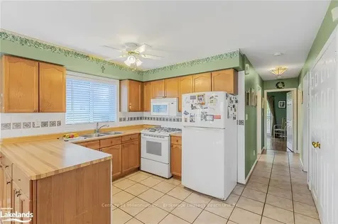 52 Dyer Drive Wasaga Beach ON L9Z 1E2