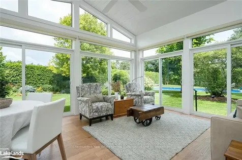 24 Elizabeth Street E Clearview ON L0M 1G0