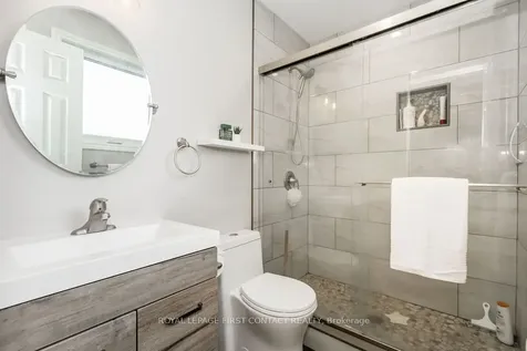 279 Anne Street N Barrie ON L4N 4Y1