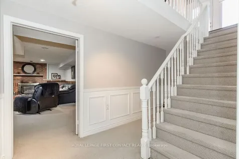 279 Anne Street N Barrie ON L4N 4Y1