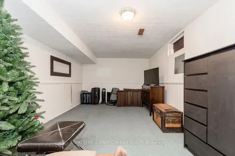 279 Anne Street N Barrie ON L4N 4Y1