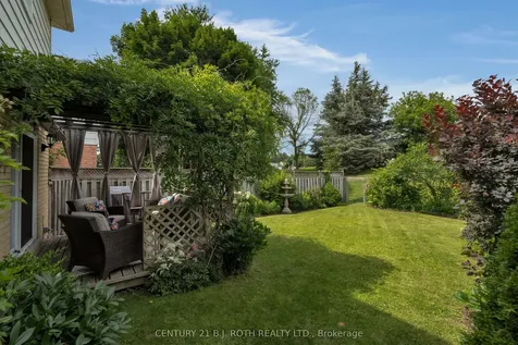 108 Garden Drive Barrie ON L4N 5K2